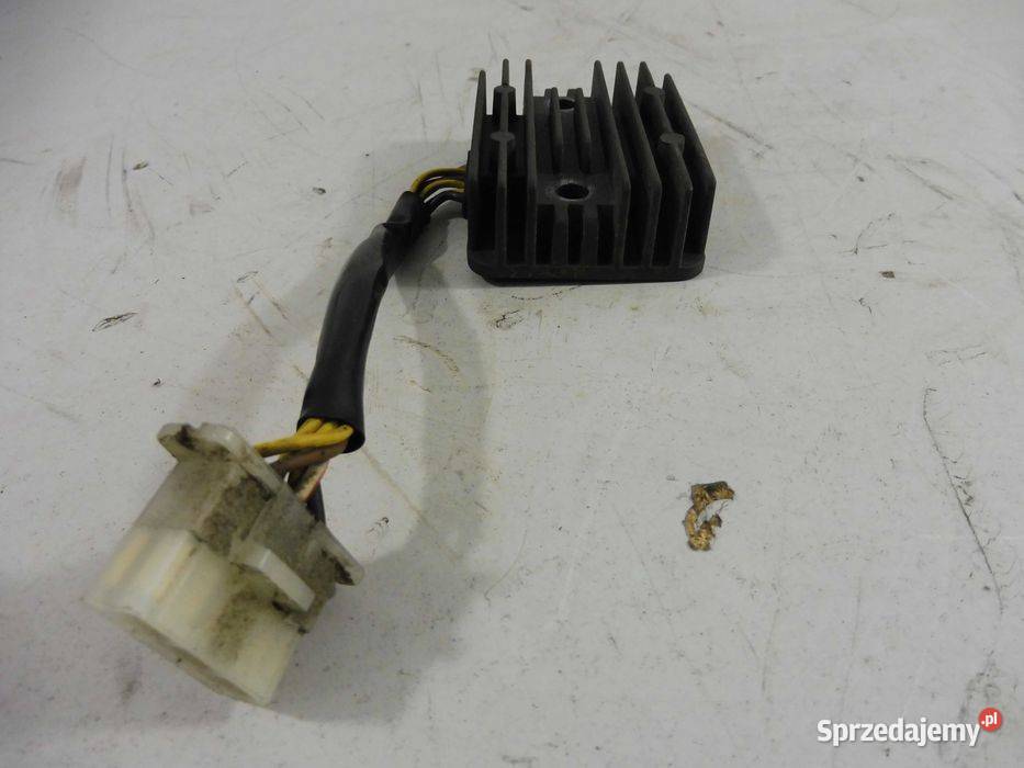 Kawasaki GPZ 500 regulator napięcia 02r A756 Poznań
