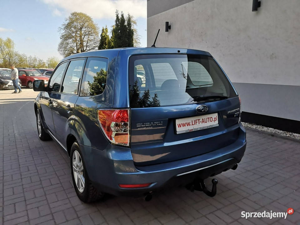 Subaru Forester 20 D 147 Klimatronik 4x4 Alu napęd 4x4 Strzegom
