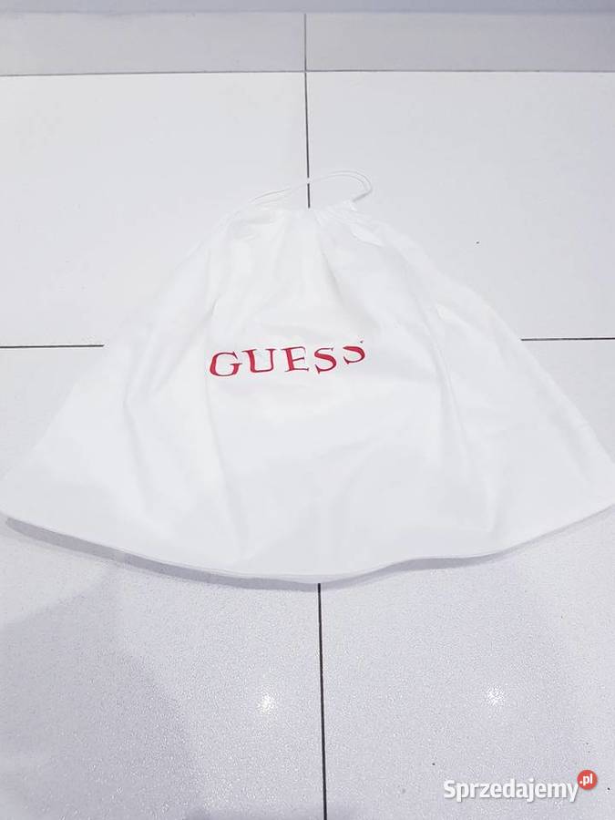 NOWY worek przeciwkurzowy Guess