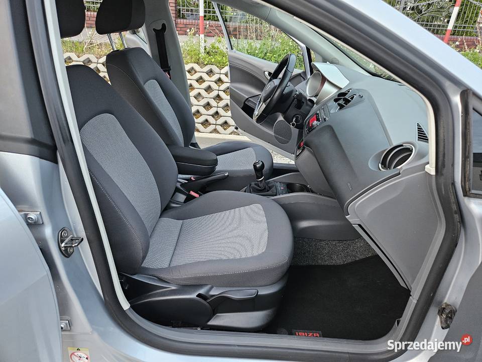 Seat Ibiza 2010 14 MPI 86 tempomat klimatronik wielofunkcyjna kierownica
