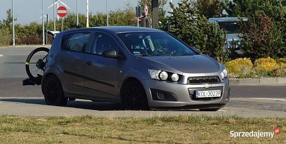 Krajowy bezwypadkowy pali 4litry100 lakier metallic sprzedam