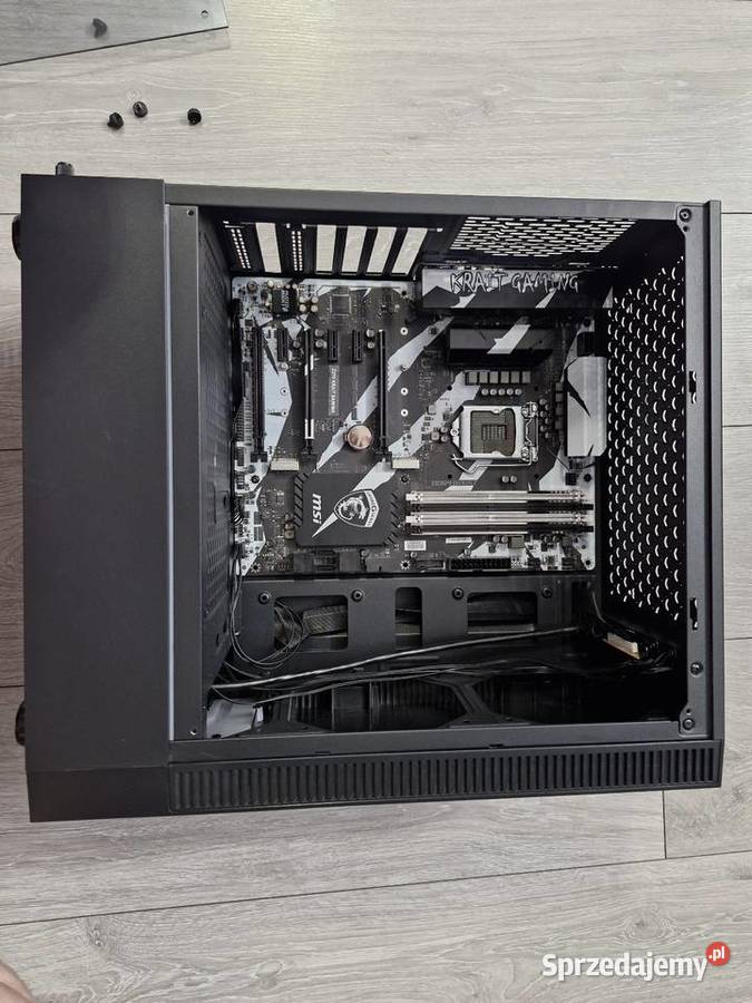 Sprzedam obudowe z płyta głowna z270 Krait Mysłowice