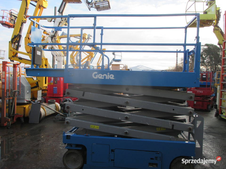 Podnośnik nożycowy podest ruchomy 12 m Genie Pleszew