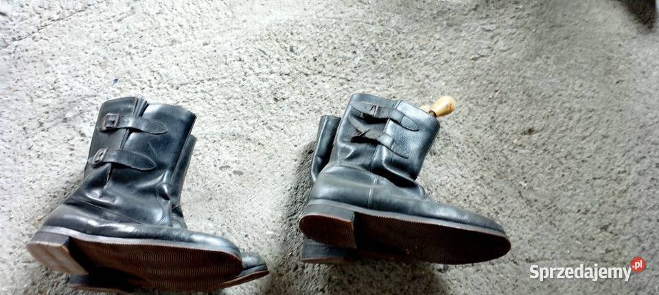 Buty stare do rekonstrukcji straz milicja Motoryzacja podkarpackie Jarosław