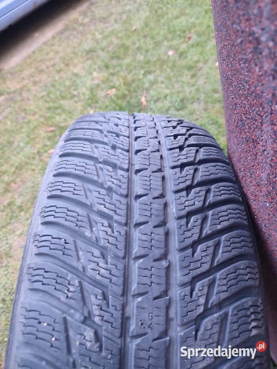 Opony zimowe Nokian 23050R19 235 Samochodowe Opony Jasło