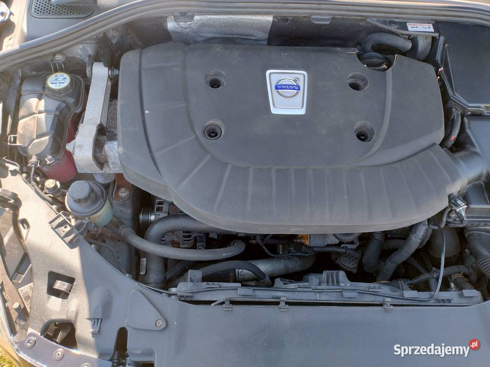 VOLVO V60 RDESIGN 20 D3D4 automat podgrzewane fotele Cieklin sprzedam