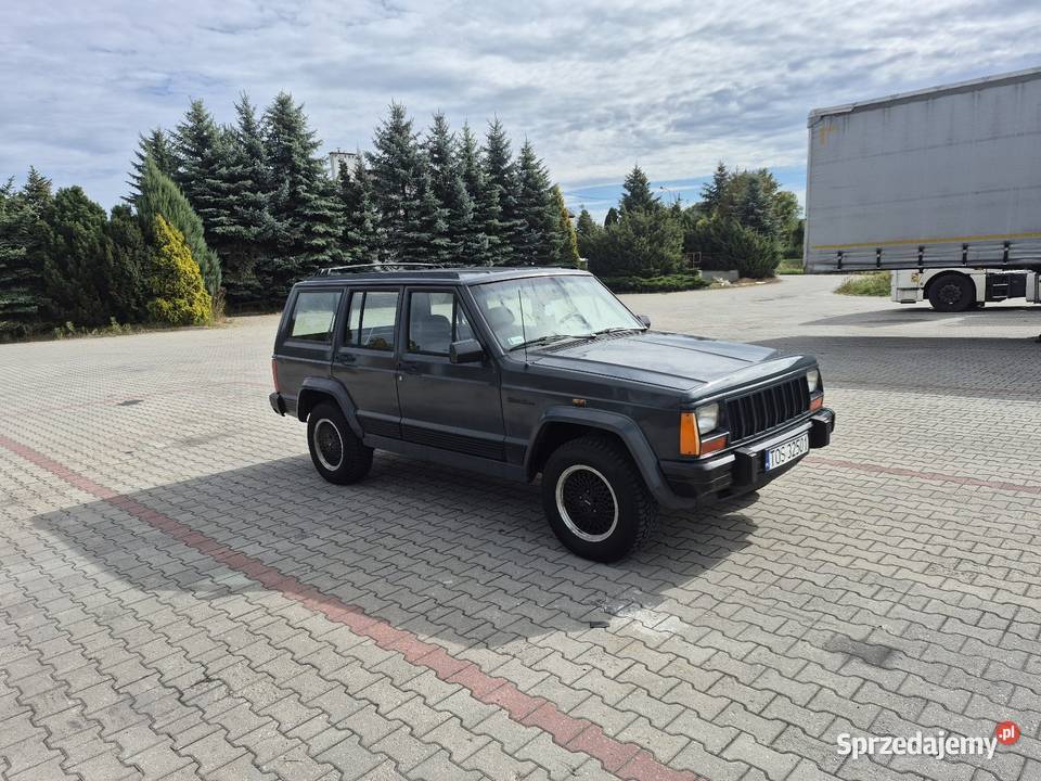 Jeep Cherokee XJ 40 LPG Cherokee świętokrzyskie Starachowice