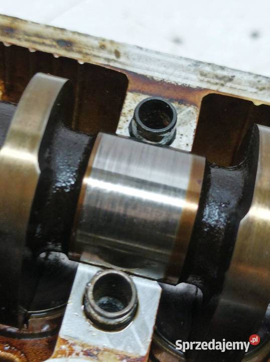 GŁOWICA KOMPLETNA 16 16V Suzuki Liana I 20012007 Rok produkcji 2004