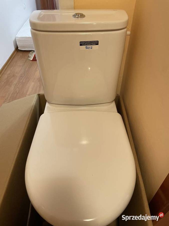Toaleta firmy Roca biały