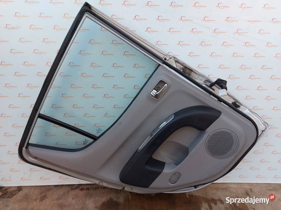 MITSUBISHI L200 07r drzwi lewe tył 300 mikronów Kielce sprzedam