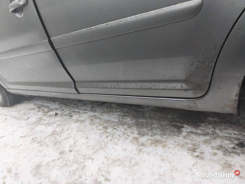 Touran 20 TDI zamienię na bg