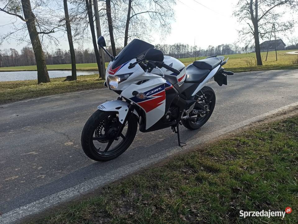 Honda CBR 125 elektryczny starter Krzyżowice