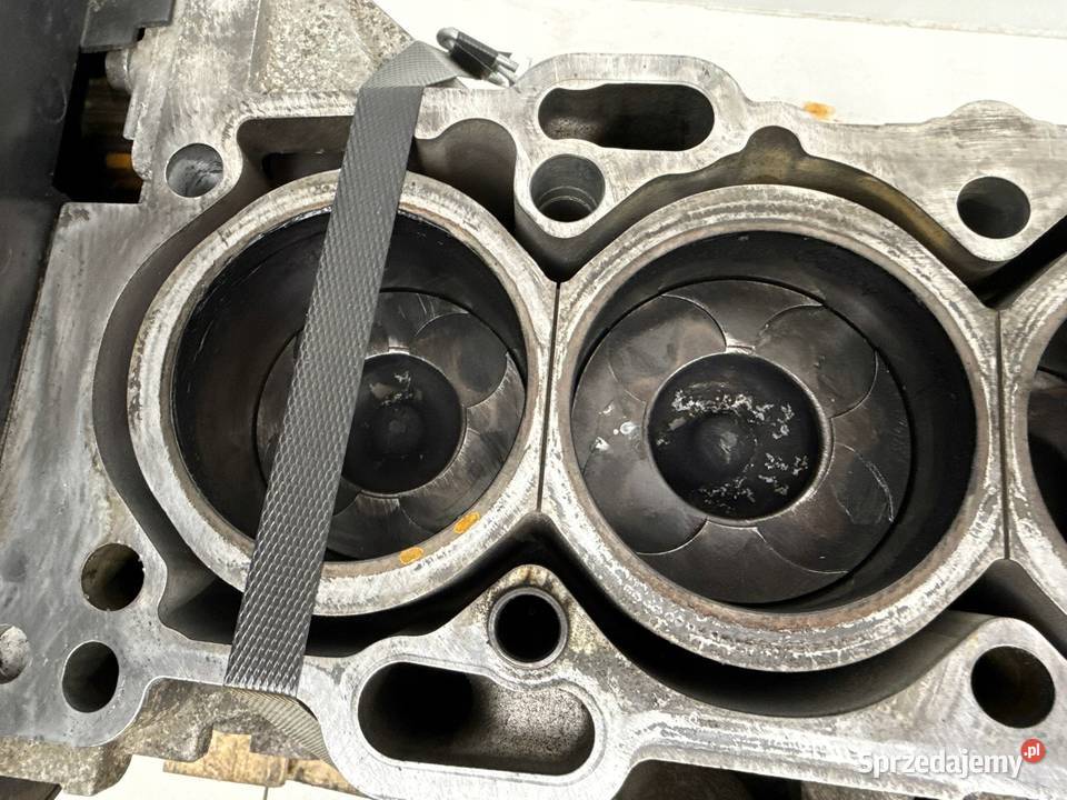 DÓŁ SILNIKA D5244T Volvo S60 V70 II S80 XC70 osobowe lubelskie Chełm sprzedam