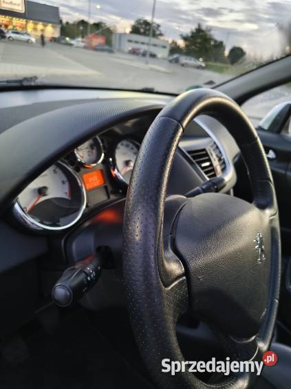 PEUGEOT 207SW 2012R ważne opłaty 207 łódzkie Łódź sprzedam