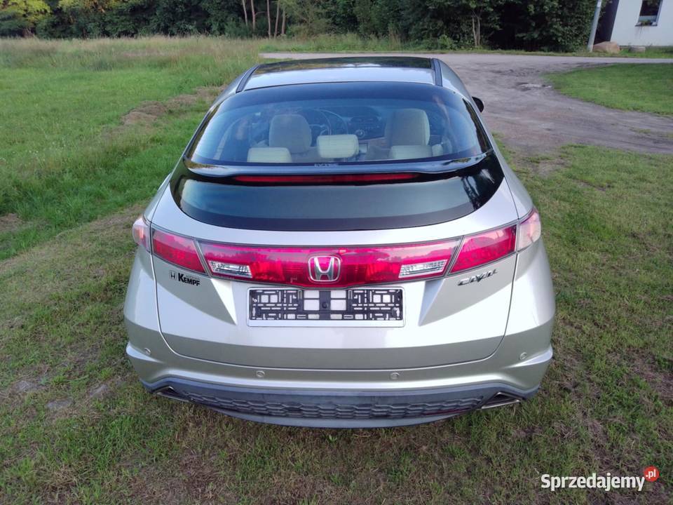 Honda Civic 8 UFO Executive automatyczna Gościcino
