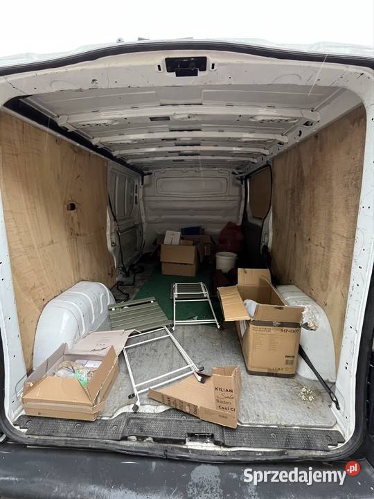 Renault Trafic 2009 Long z hakiem klima Prywatny 2500kg dolnośląskie Olszyna sprzedam