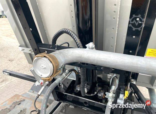 KEMP 54m3 naczepa z wydmuchem do paszy sruty Wywrotki Warszawa sprzedam