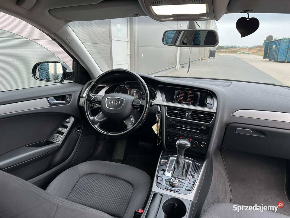 sprzedam Audi a4 b8 nieuszkodzony