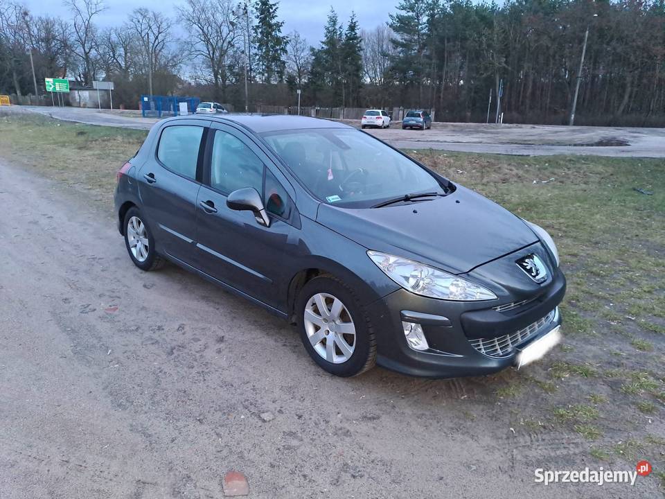 Peugeot 308 2 komplety opon 16 HDI 2009r 1600cm3 Wągrowiec sprzedam