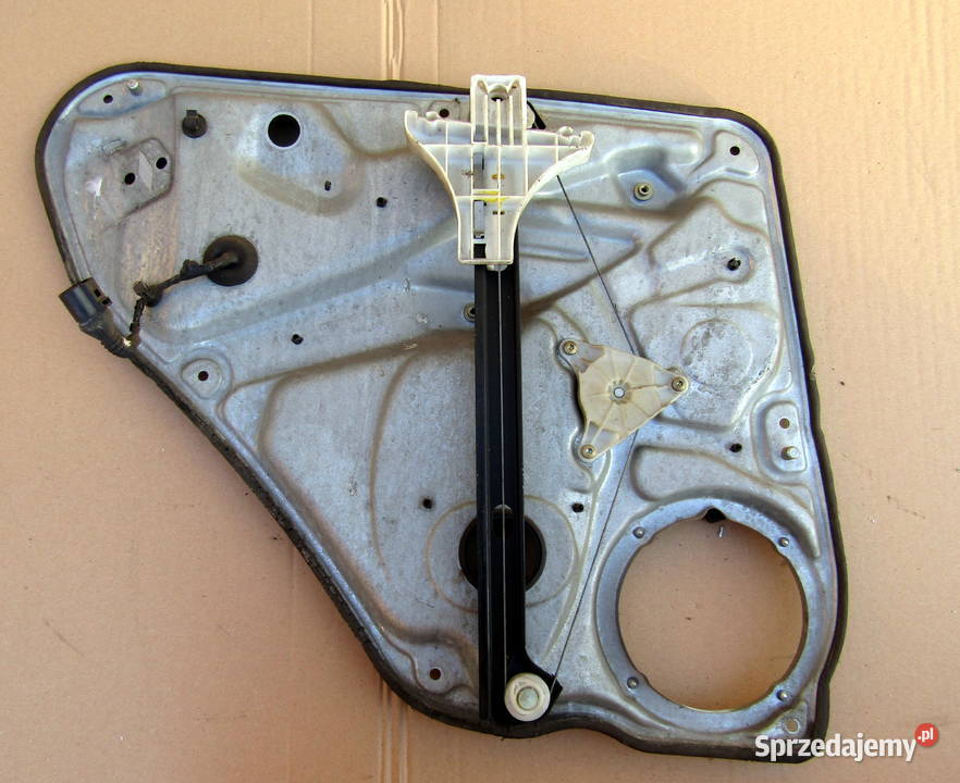 MECHANIZM OPUSZCZANIA SZYB TYLNY PRAWY VW PASSAT Mechanizmy opuszczania szyb Mysłaków