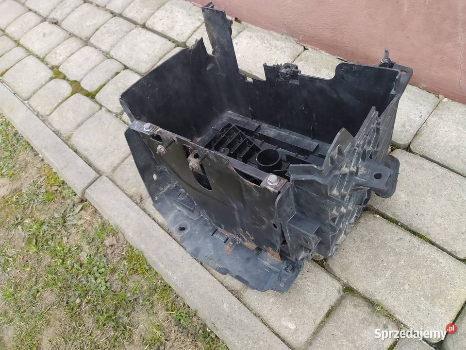 Podstawa skrzynka obudowa akumulatora Trafic 3 Dubiecko
