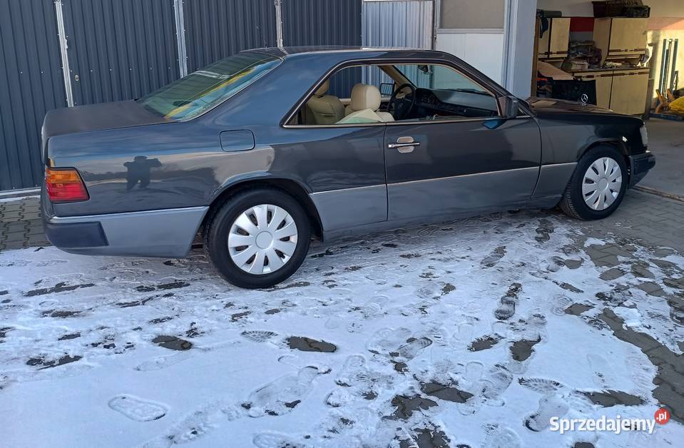 Sprzedam Mercedesa w 124 coupe 300 CE automatyczna Marszew