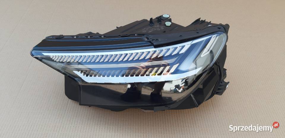 AUDI Q4 ETRON REFLEKTOR LEWY MATRIX LAMPA LEWA Bieleń