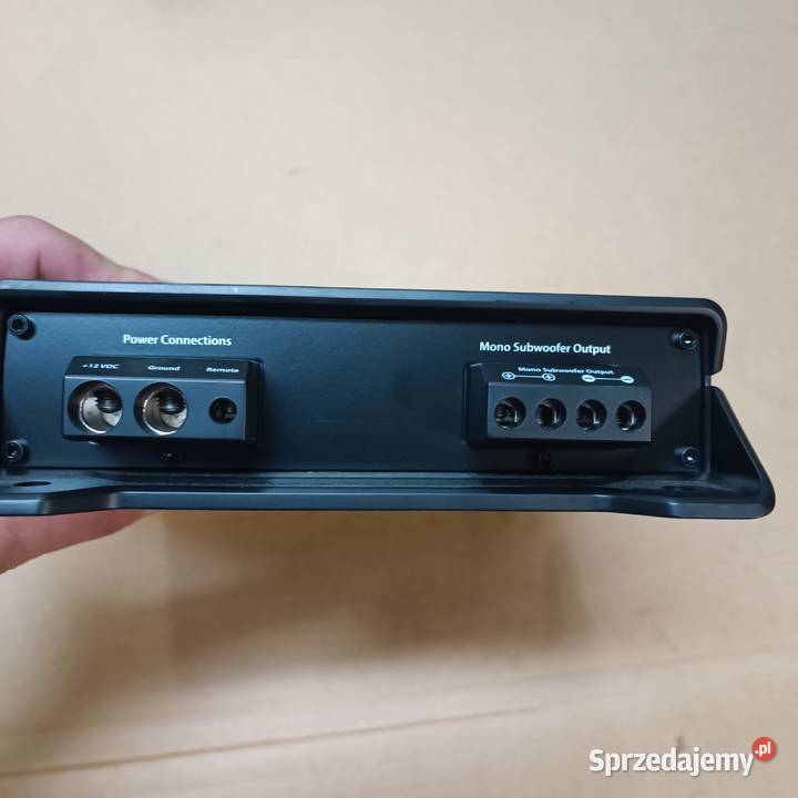 Wzmacniacz samochodowy JL Audio procesor dźwięku Jeleśnia