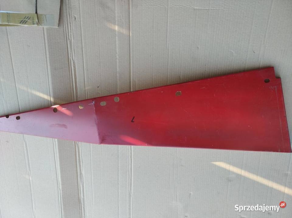 Ursus 28123512 MF 235 255 błotnik lewy kabiny