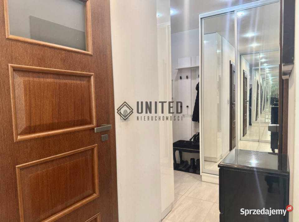 ulicy Chałupniczej garaż Wrocław