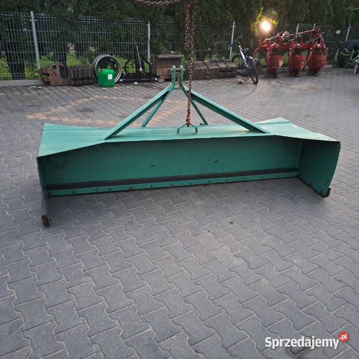 Zgarniacz obornika śniegu rozrzutnik obciożnik Zbuczyn