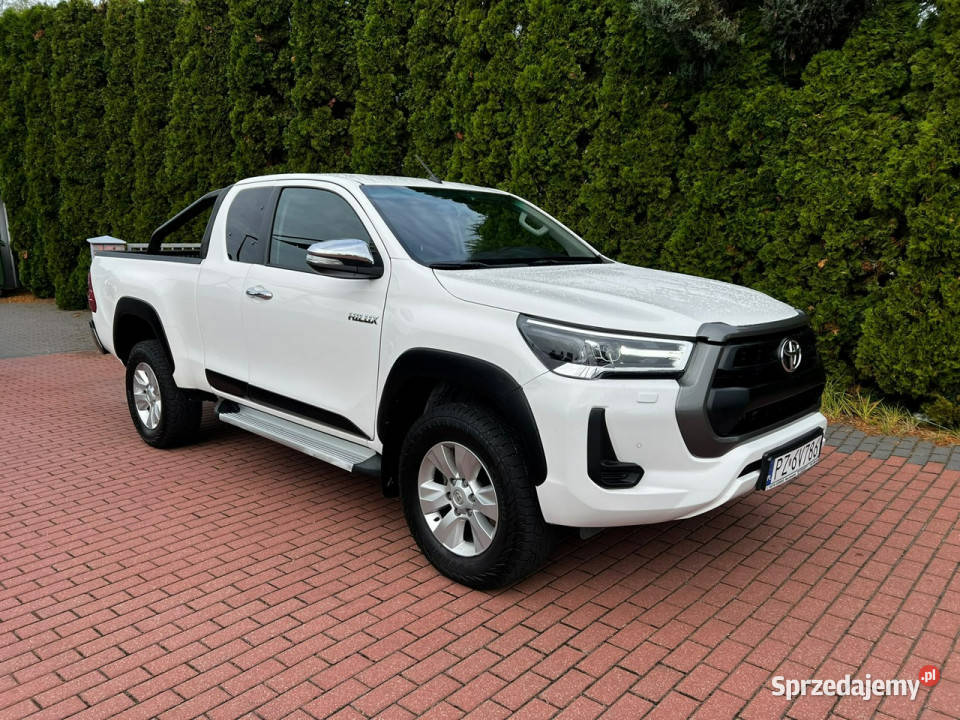 Toyota Hilux 24 D4D Zarejestrowany Niski centralny zamek Baranowo sprzedam