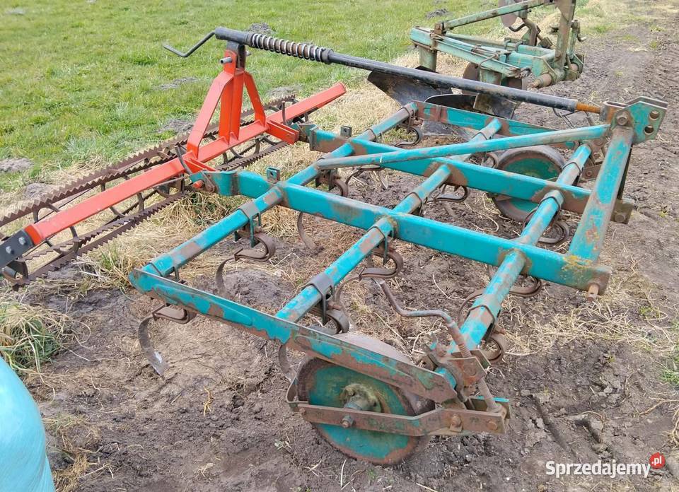 Sprzedam kultywator pług nieuszkodzony Poddębice