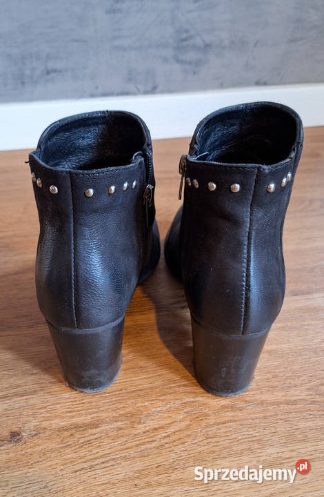 Skórzane botki z ćwiekami Lasocki czarne 40 Warszawa