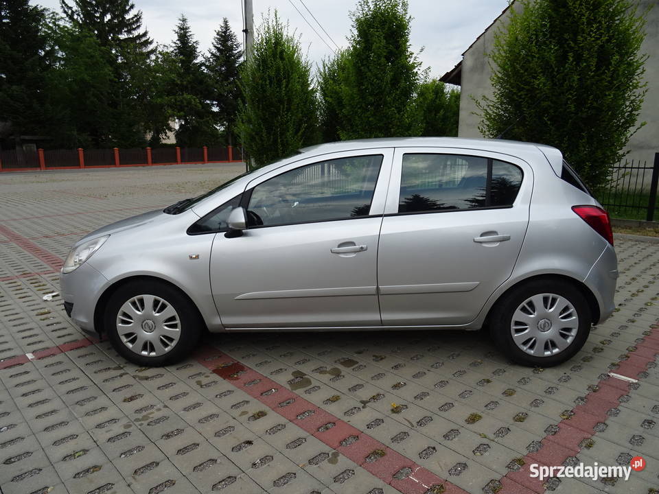 OPEL CORSA Zarejestrowana z ważnymi opłatami podkarpackie Rzeszów sprzedam