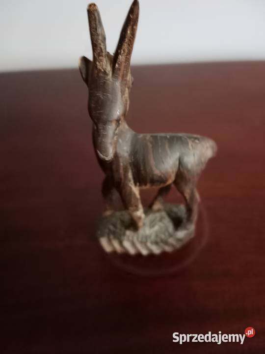 Antylopa drewniana figurka rzeźba