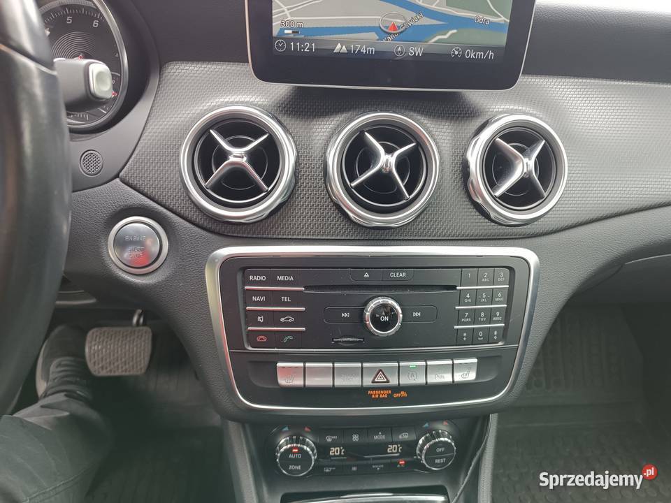 MercedesBenz GLA 180 7GDCT 16 Benzyna 122 2018r Kędzierzyn-Koźle sprzedam