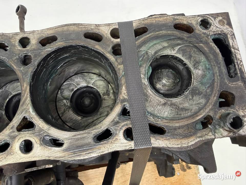 DÓŁ SILNIKA G6DG Ford Kuga 20 TDCI 136 blok wał osobowe Chełm sprzedam