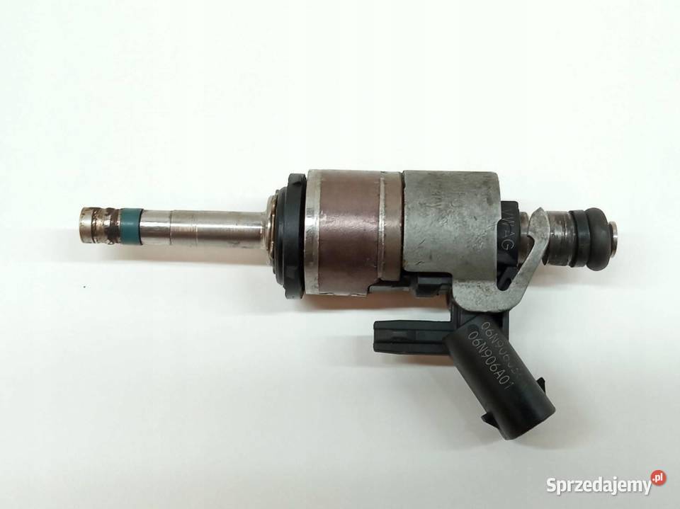 WTRYSKIWACZ 06N906036A 0261500689 20 TSI Skoda świętokrzyskie