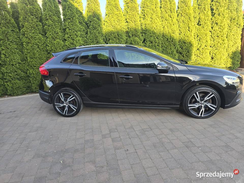 Volvo v40 D3 Cross Country światła LED Przasnysz