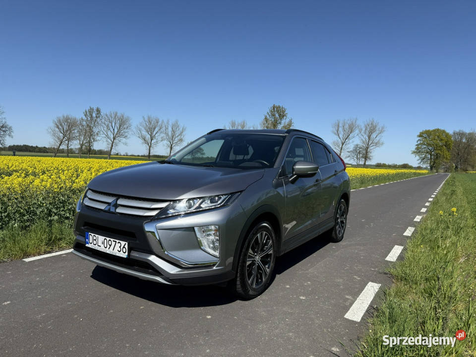 Mitsubishi Eclipse Cross 15 benzyna 163 134 LED kamera cofania Ocice
