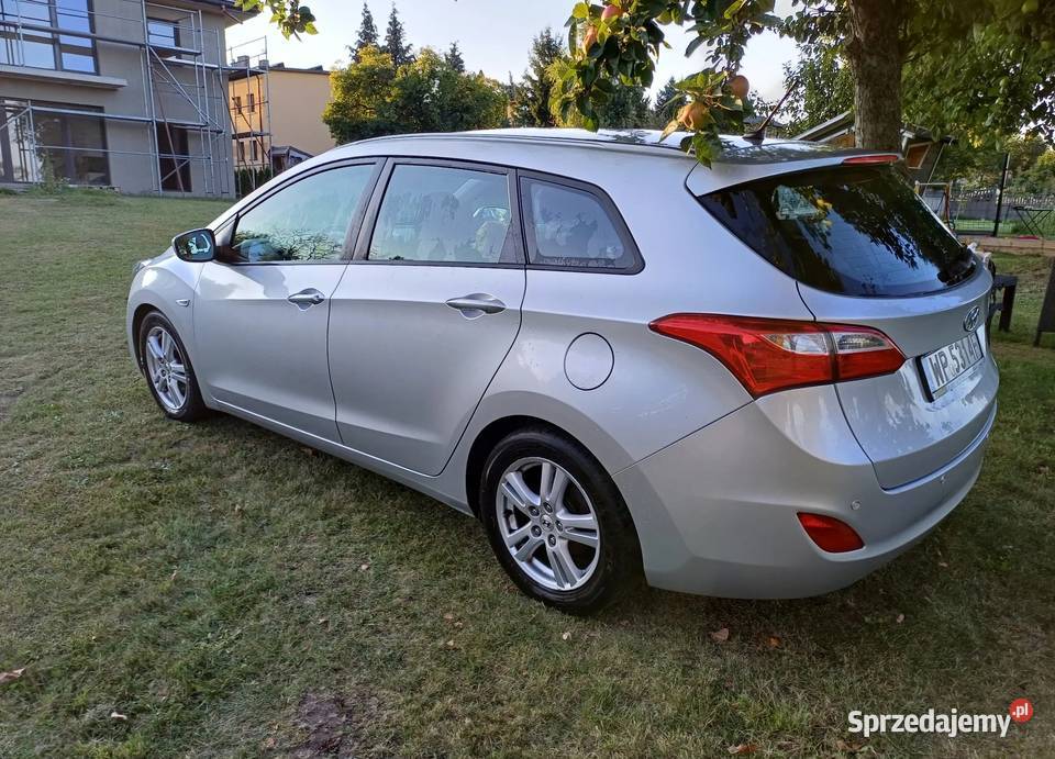 Hyundai i30 II 16 CRDi Premium isofix Strzyżowice