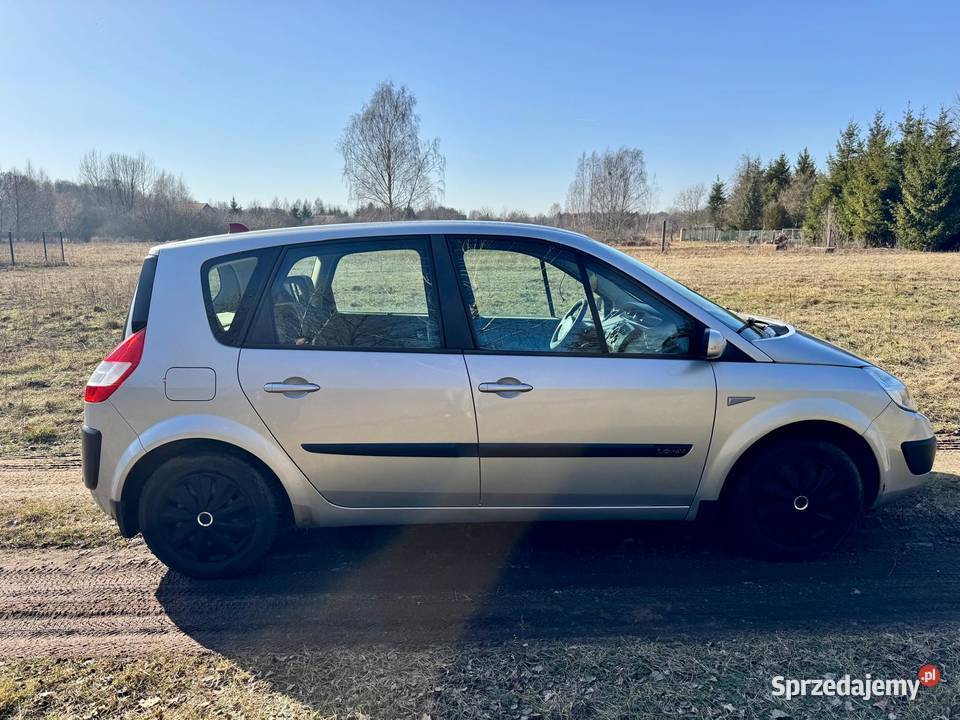 Renault Scenic II 16 16 16V Expression Rok produkcji 2005