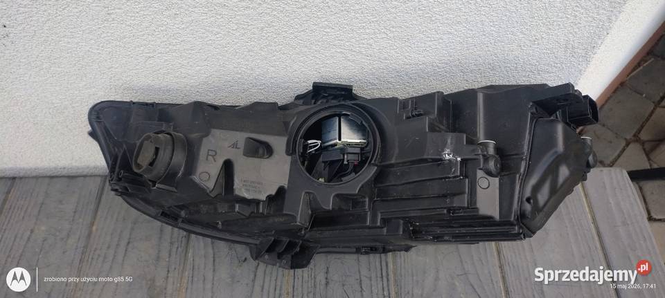 A4 b9 polift lampa prawa full LED przód prawe Lubin