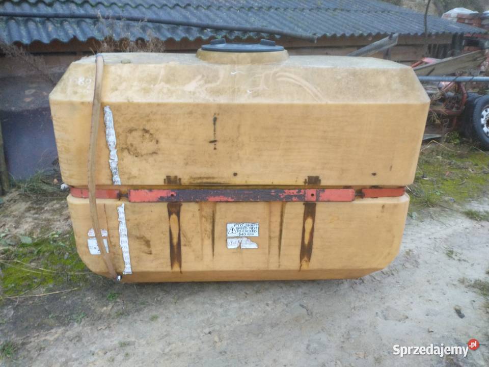 Beczka 825 litrow opryskiwacz polowy Lipnik