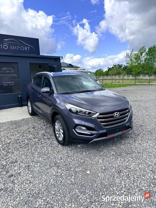 Hyundai Tucson 16 benzyna 2015r sprowadzony Tucson Tomaszów Lubelski sprzedam