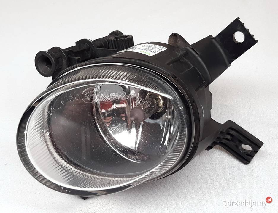 HALOGEN PRAWY PRZÓD AUDI A4 B7 A3 8P 8E0941700C Mielęcin