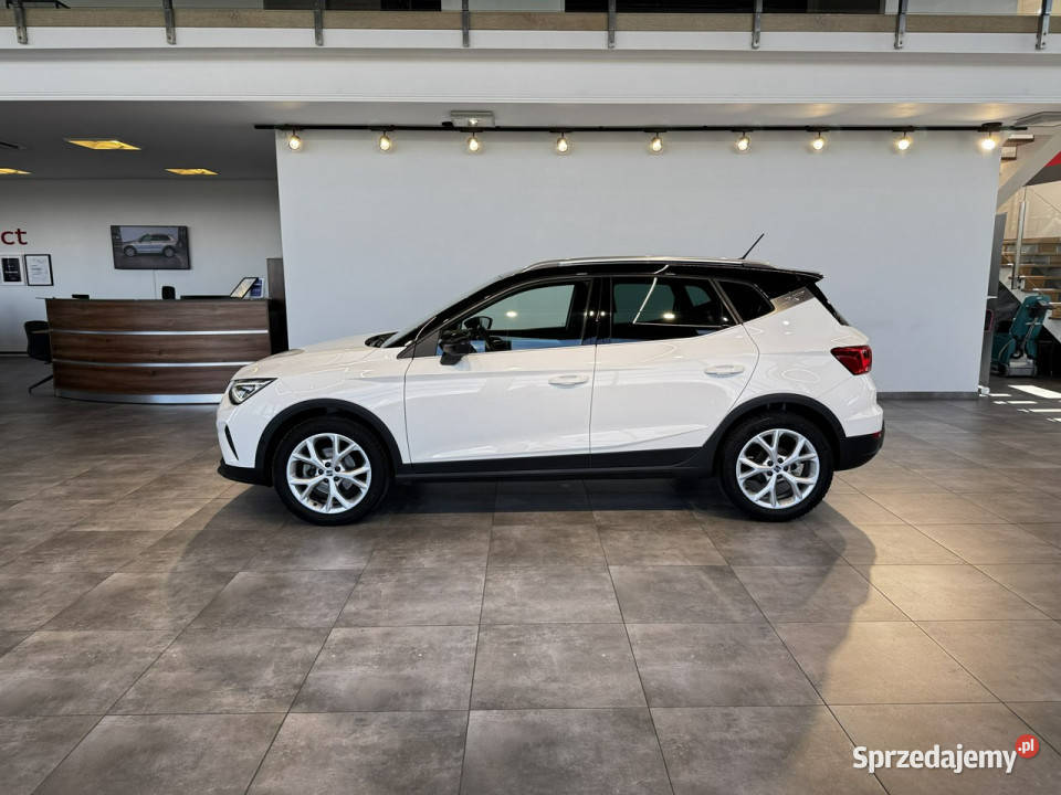 Seat Arona FR 10TSI 110 M6 20222023 r salon fa Arona Myślenice