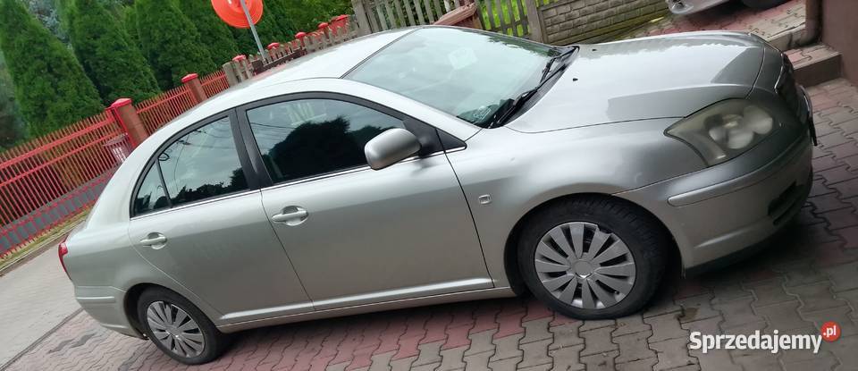 Toyota Avensis 20d 2005r stan 1995cm3 Starachowice