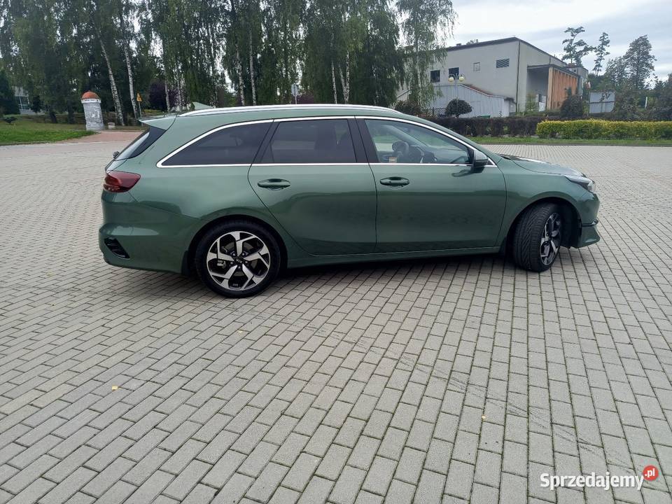 Kia Ceed Kombi Turbite 2024 Stan Salonowy 4 benzyna Chrzanów sprzedam